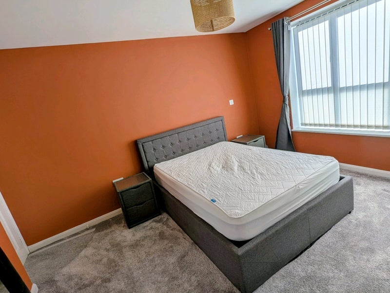 Room Woodborough Road in Nottingham