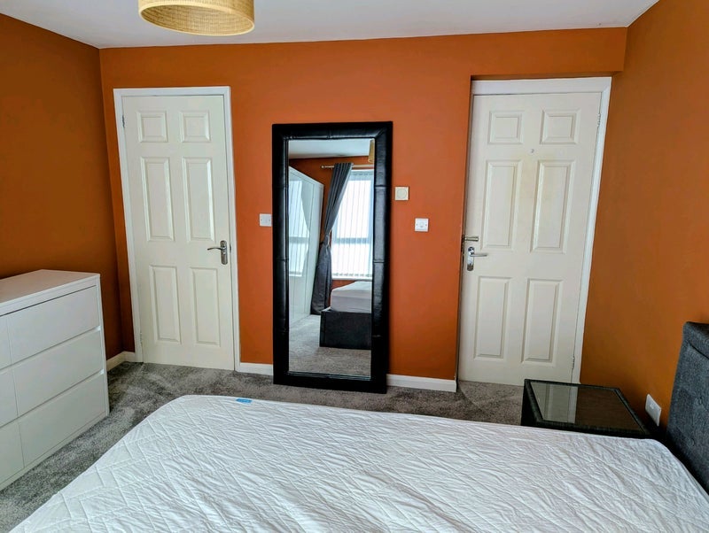 Room Woodborough Road in Nottingham