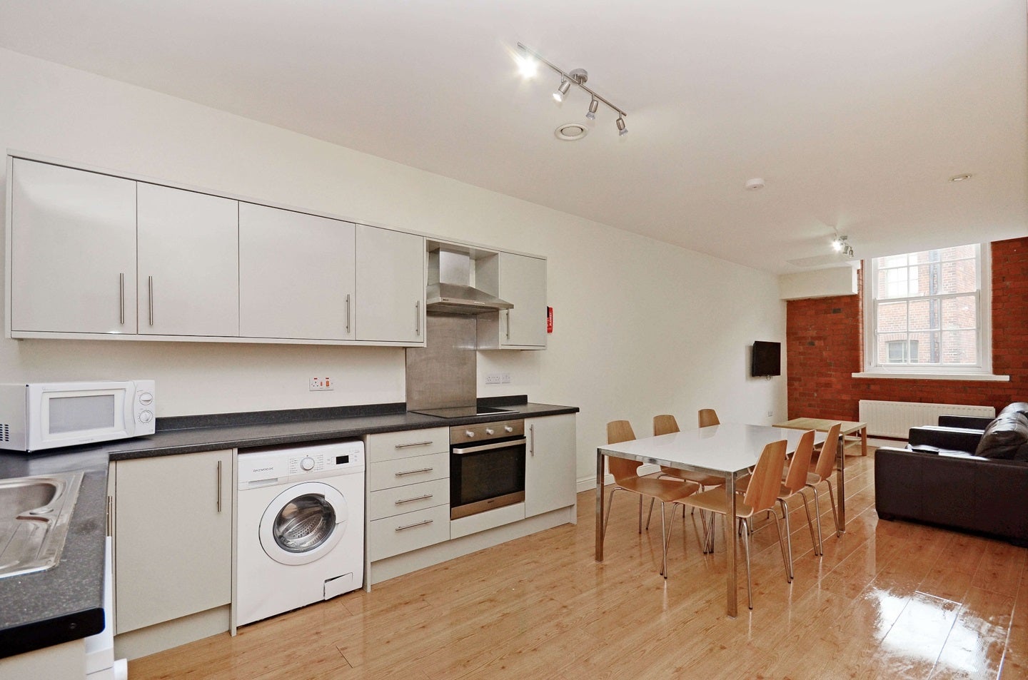 Flat Pinfold Street in Sheffield