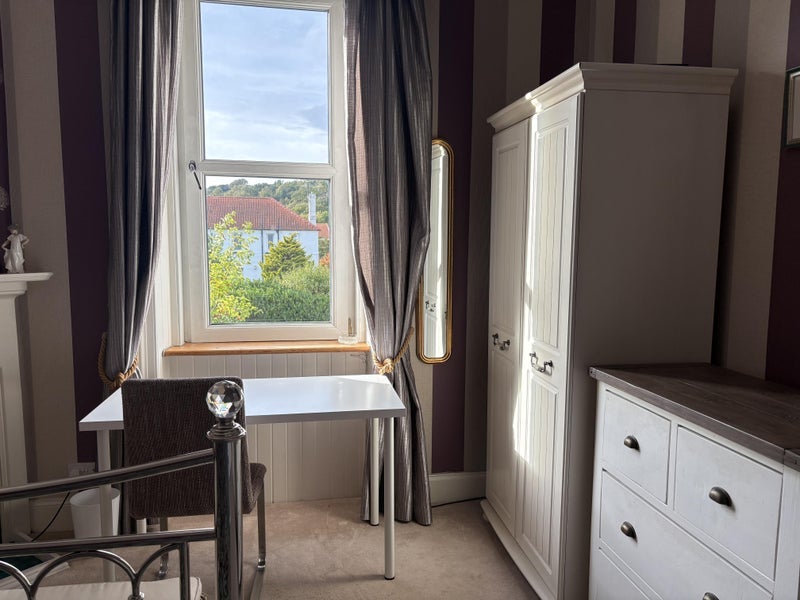Room Saughtonhall Drive in City of Edinburgh