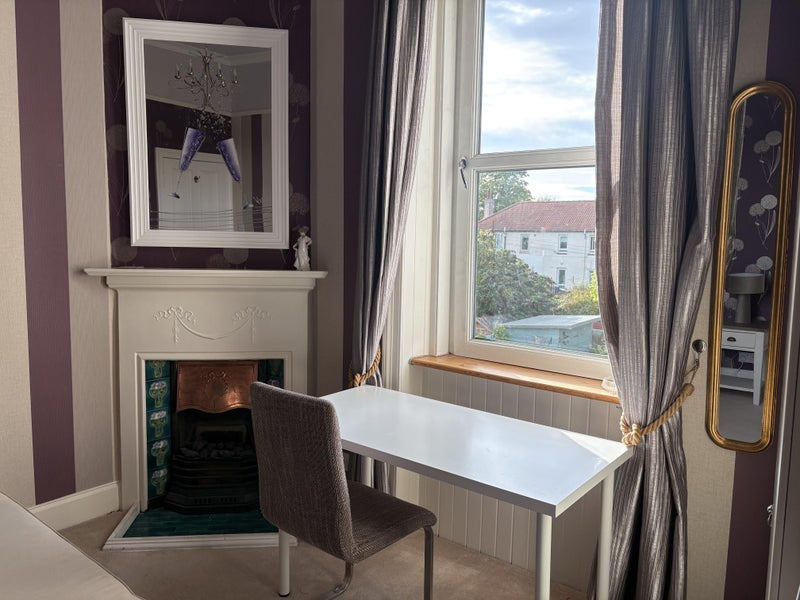 Room Saughtonhall Drive in City of Edinburgh