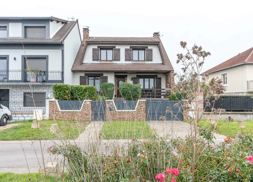 House Rue d'Aguesseau in Ormesson-sur-Marne
