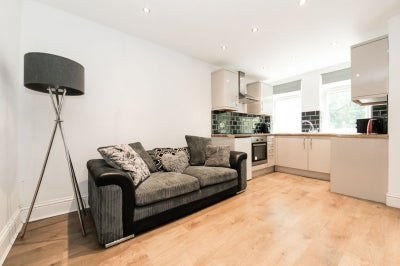Flat Hartley Avenue in Leeds
