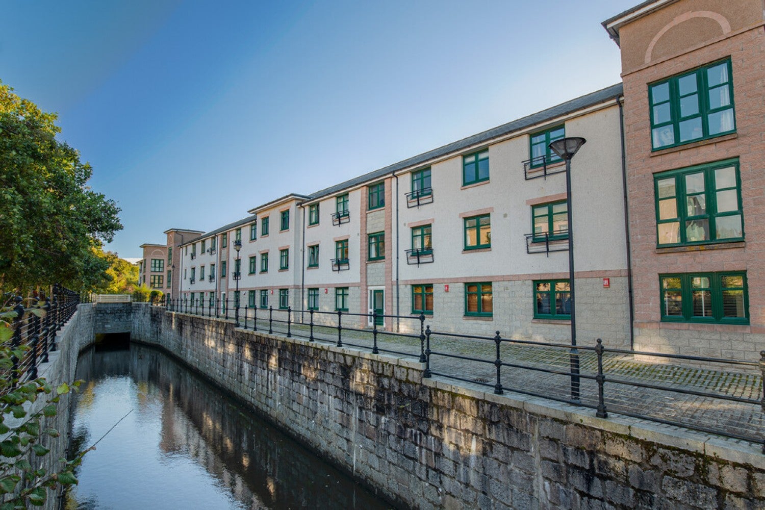 Flat Grandholm Crescent in Aberdeen City