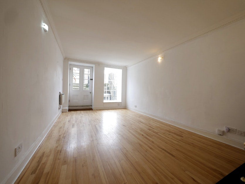 Flat Henderson Row in City of Edinburgh