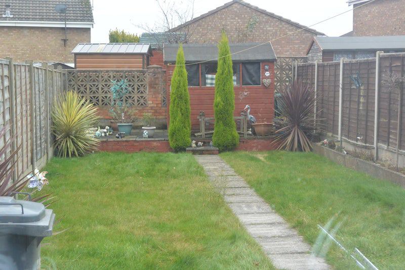 Room Haunchwood Road in Nuneaton and Bedworth