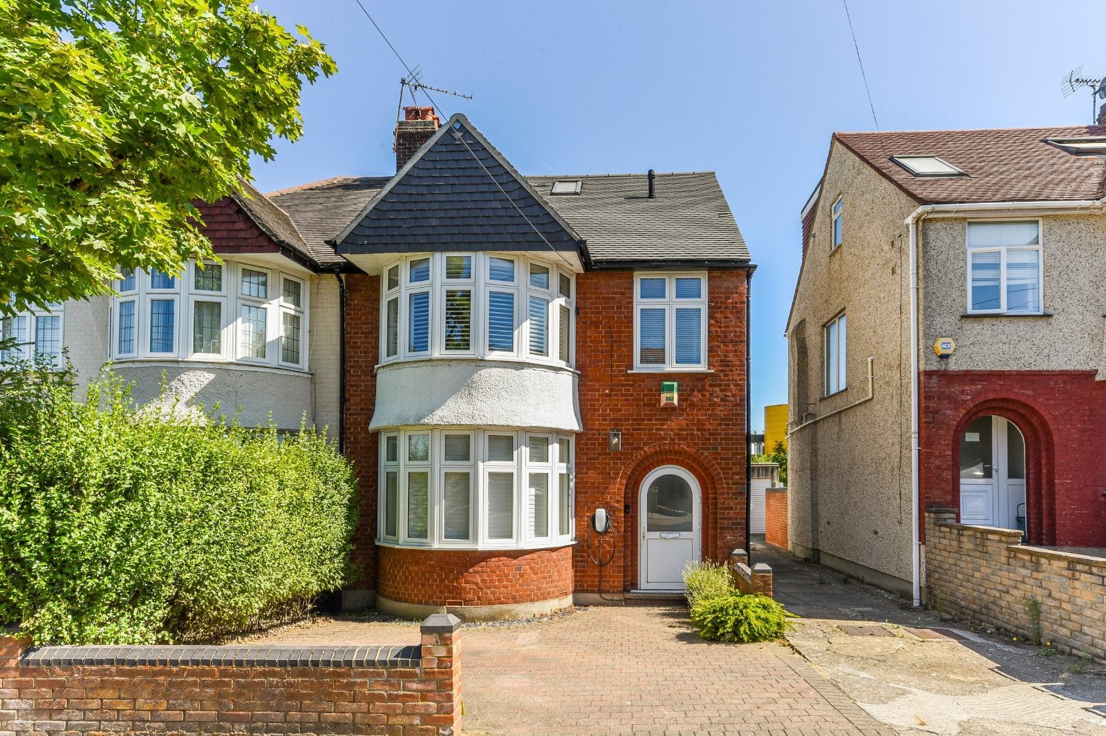 House Vincent Gardens in Greater London