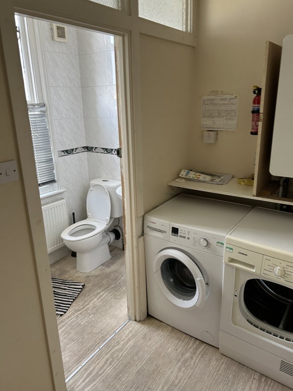 Room Lessing Street in Greater London