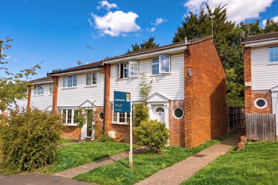 House Delara Way in Woking