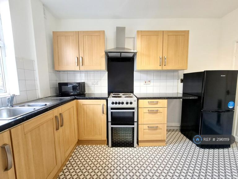 House Prospect Road in Chesterfield