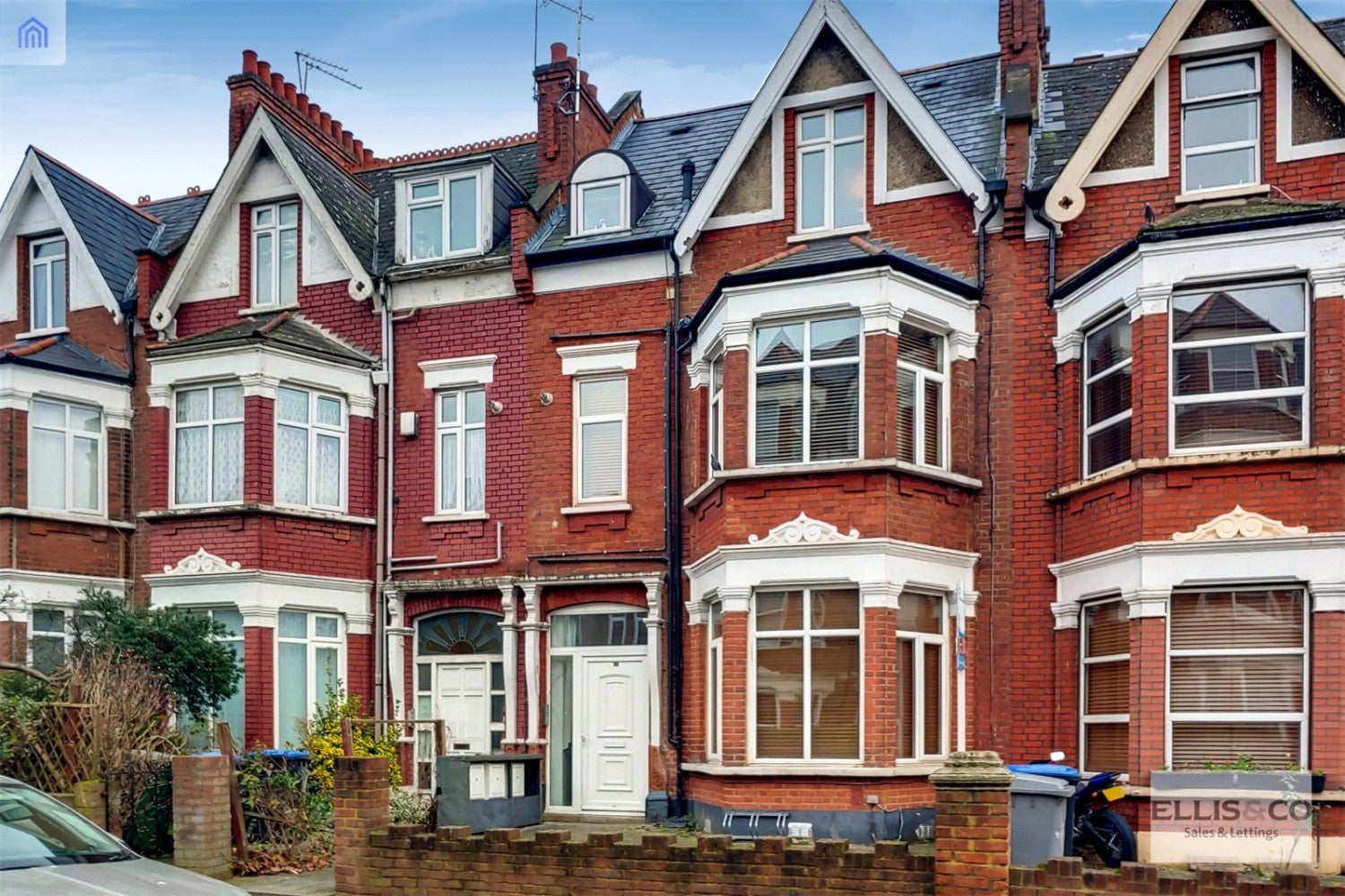 Flat Chichele Road in Greater London
