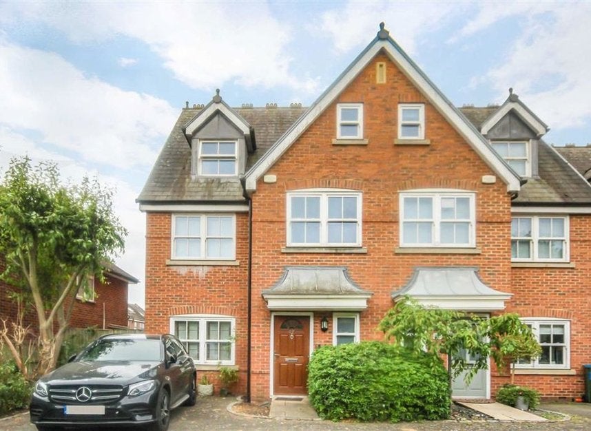 House Hampton Road in Greater London