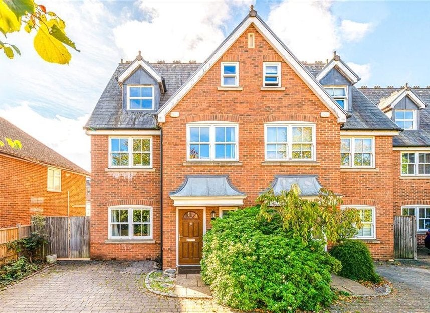 House Hampton Road in Greater London