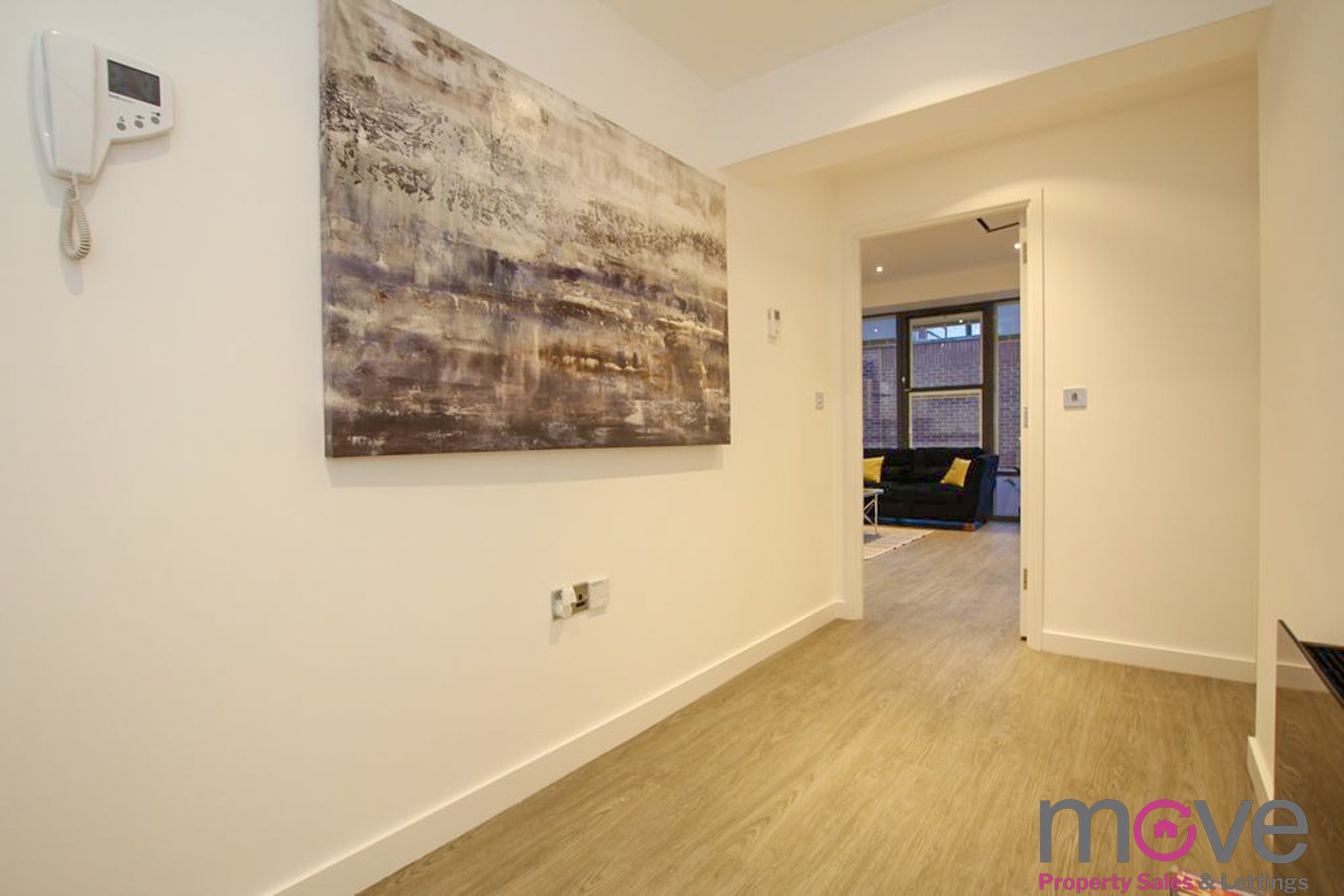 Flat Clarence Parade in Cheltenham