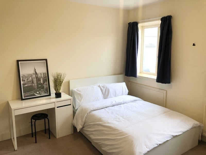 Room Lancaster Gate in City of Westminster
