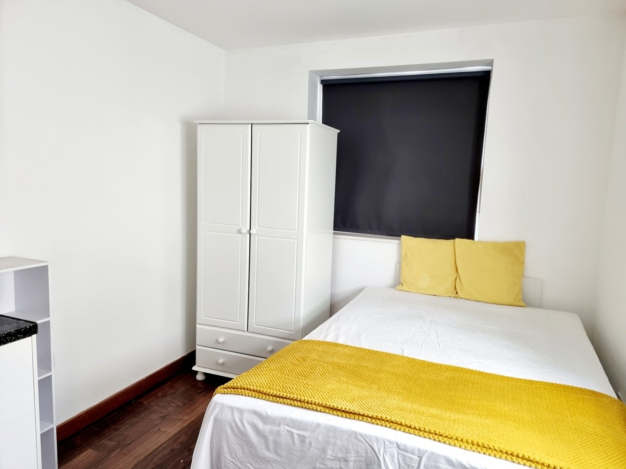 Flat Chalvey Road East in Slough