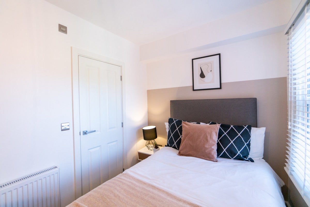 Room Star Road in Reading