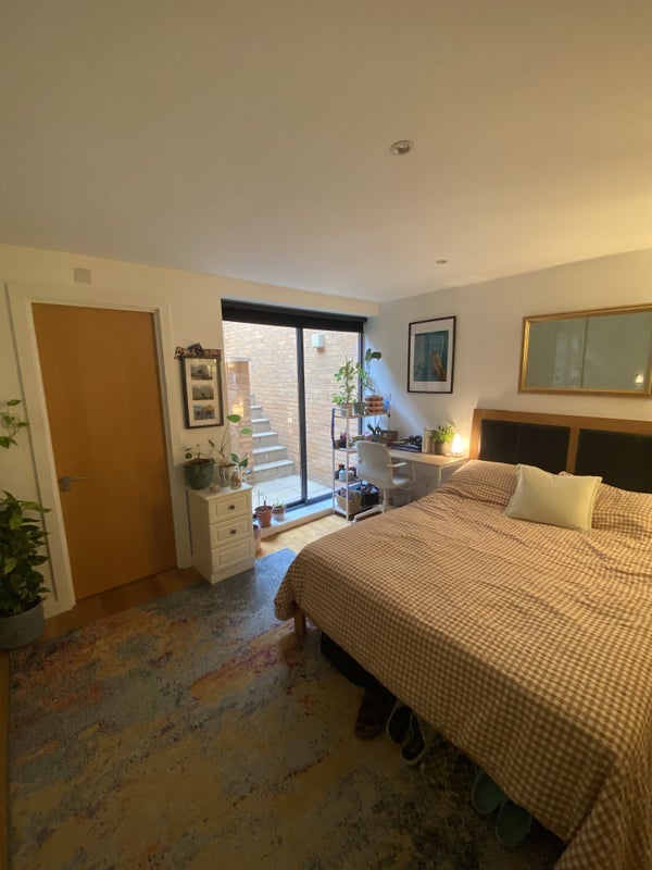 Room Wilberforce Mews in Greater London