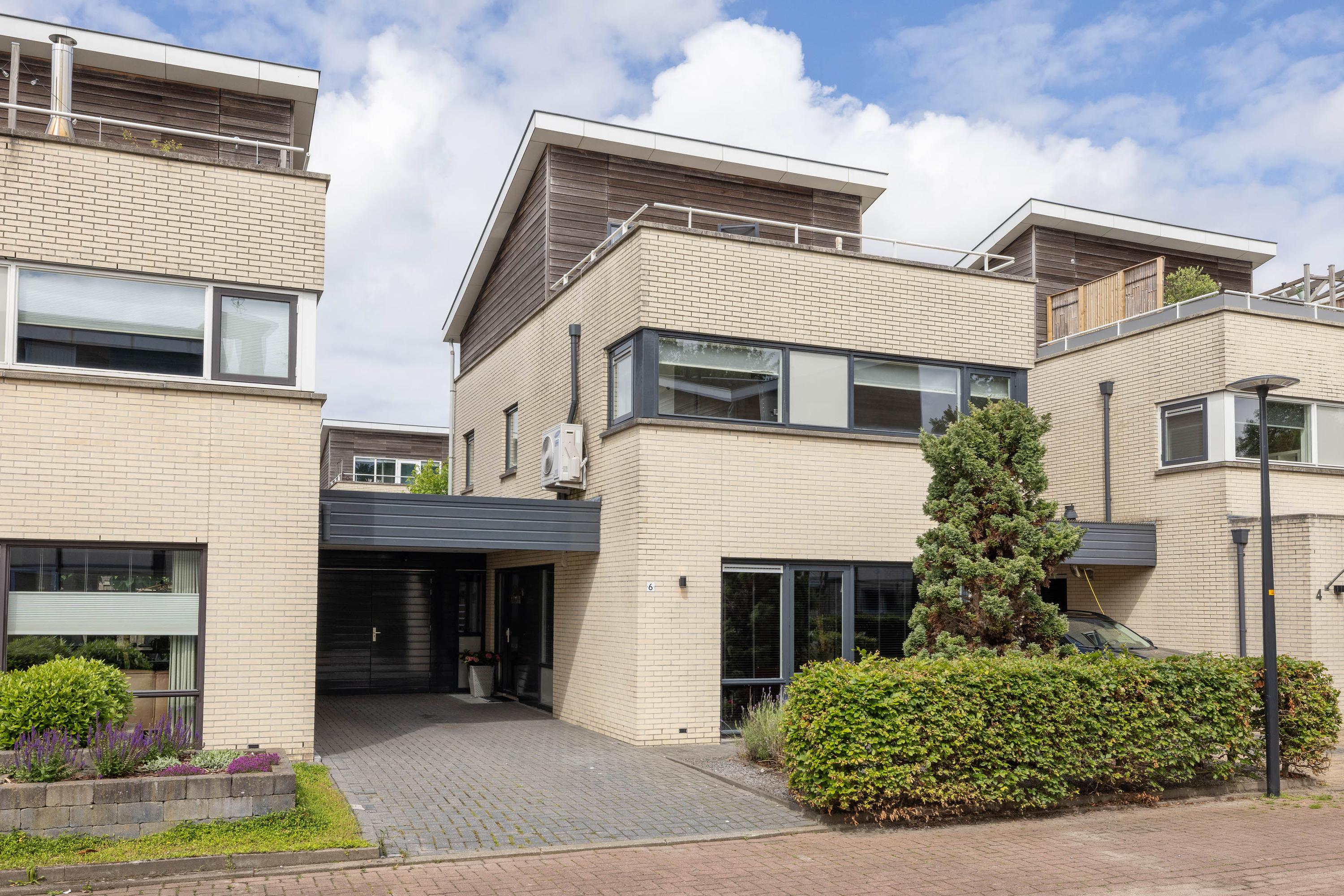 Huis Luciastraat 6 in Hengelo