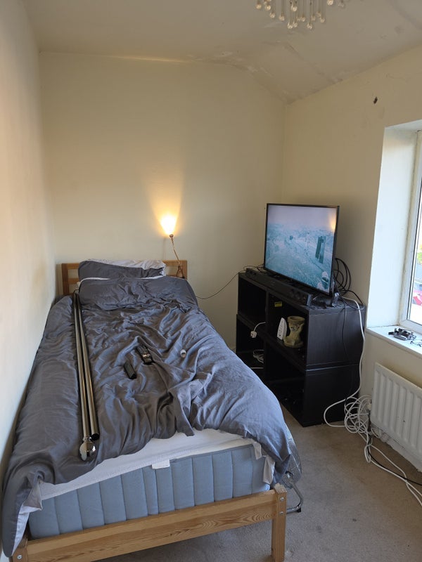 Room The Cheshires in Tameside