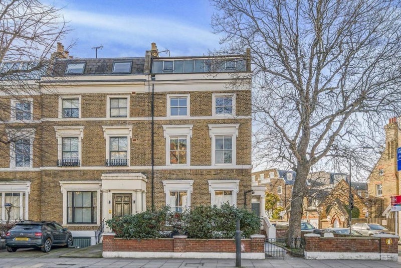 Flat Fulham Road in Greater London