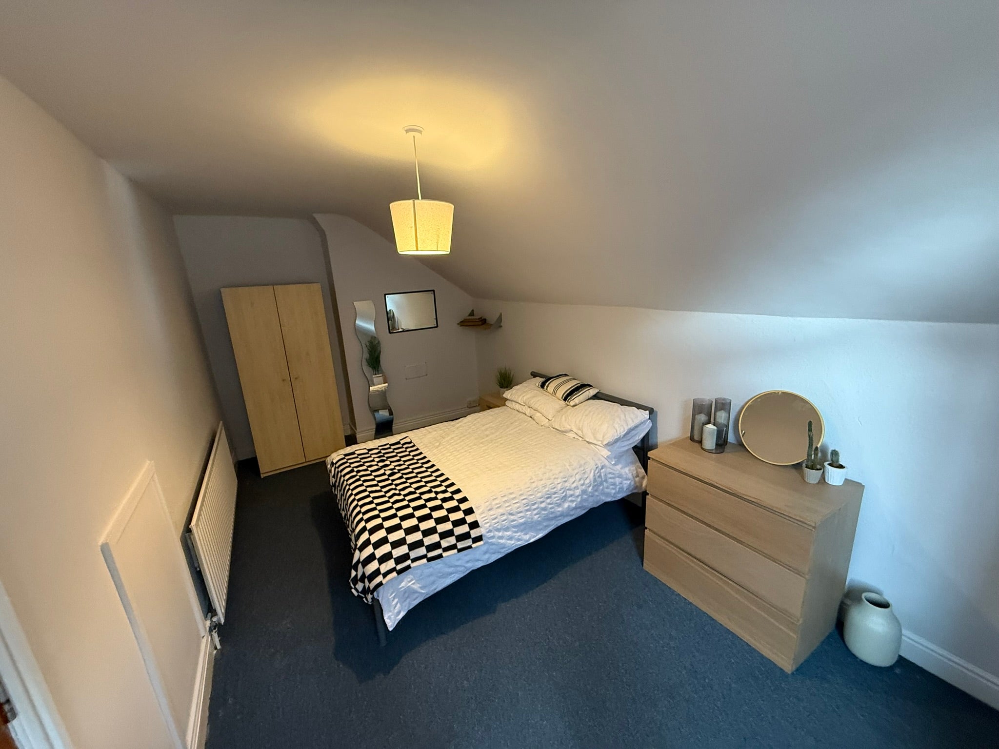 Room Lenton Boulevard in Nottingham