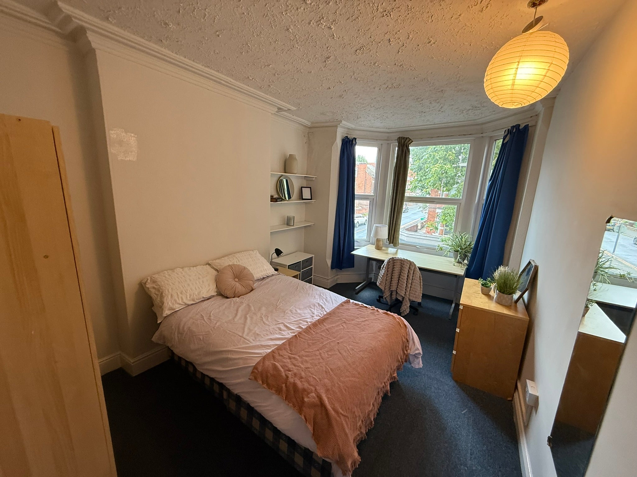 Room Lenton Boulevard in Nottingham
