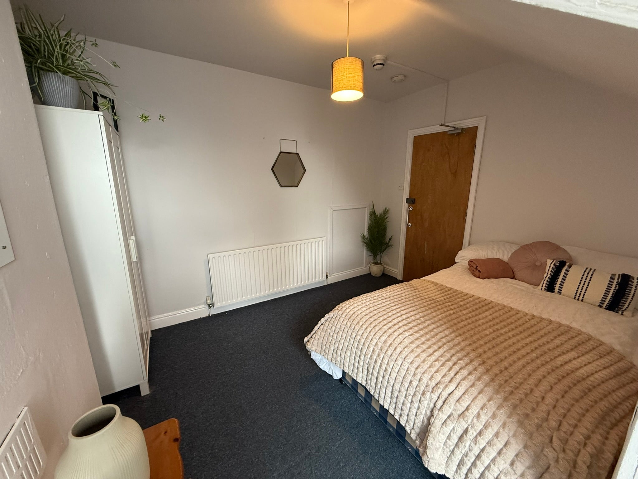 Room Lenton Boulevard in Nottingham