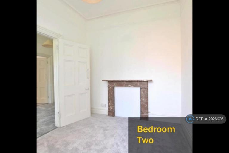 Flat Salisbury Road in Greater London