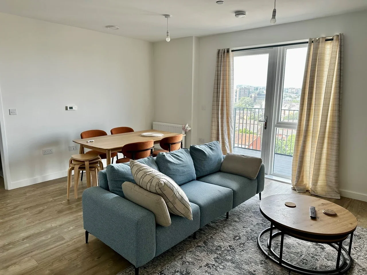Flat Broadwater Road in Greater London