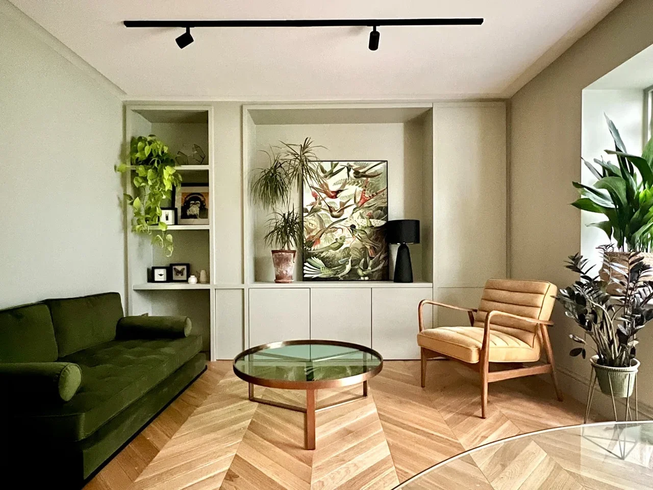 Flat Linden Gardens in Greater London