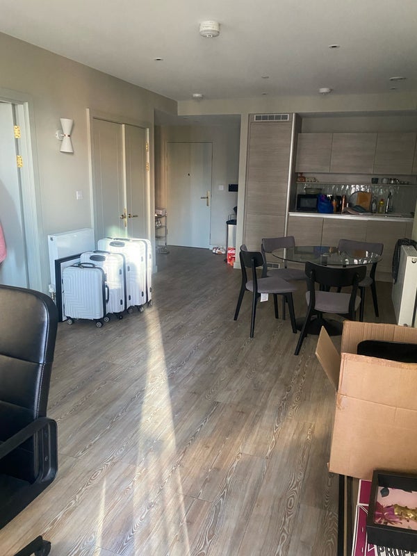 Room Olympic Way in Greater London