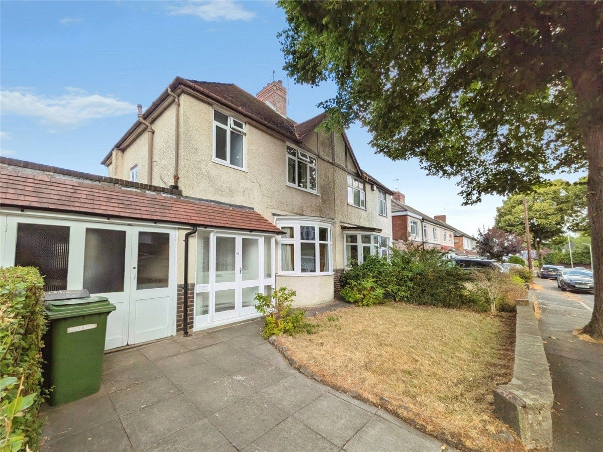 House Goldthorn Avenue in Wolverhampton