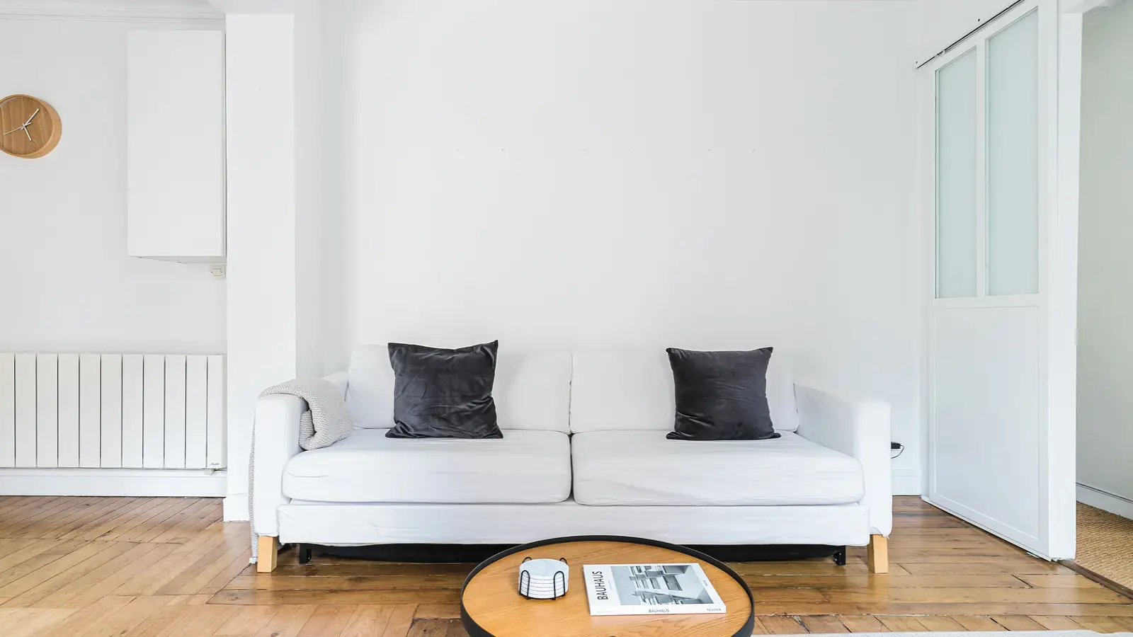 Flat Rue Saint-Honoré in Paris