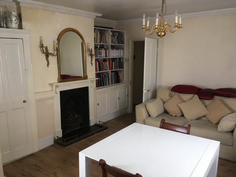 Room Goldsboro' Road in Greater London