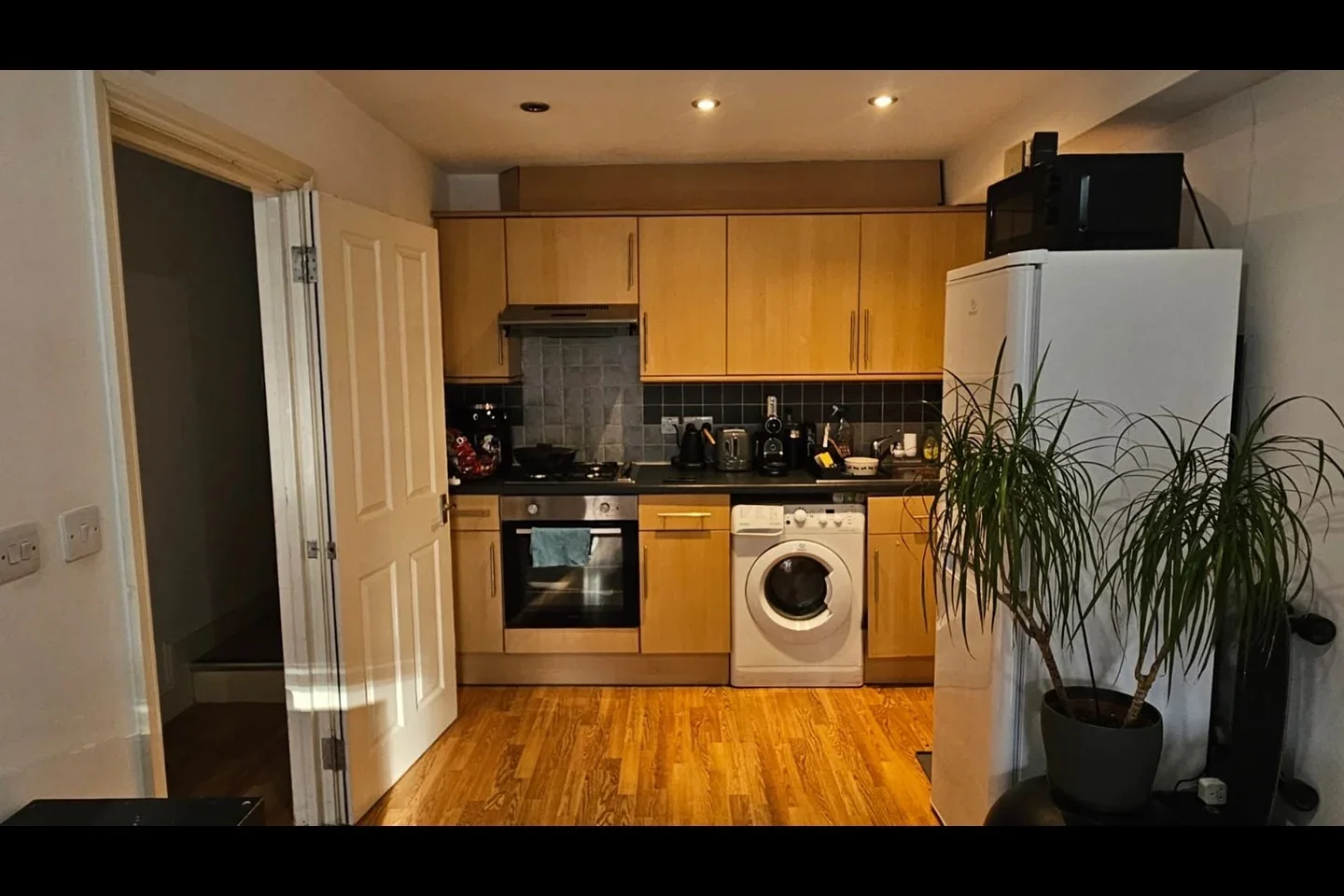 Flat Manley Court in Greater London