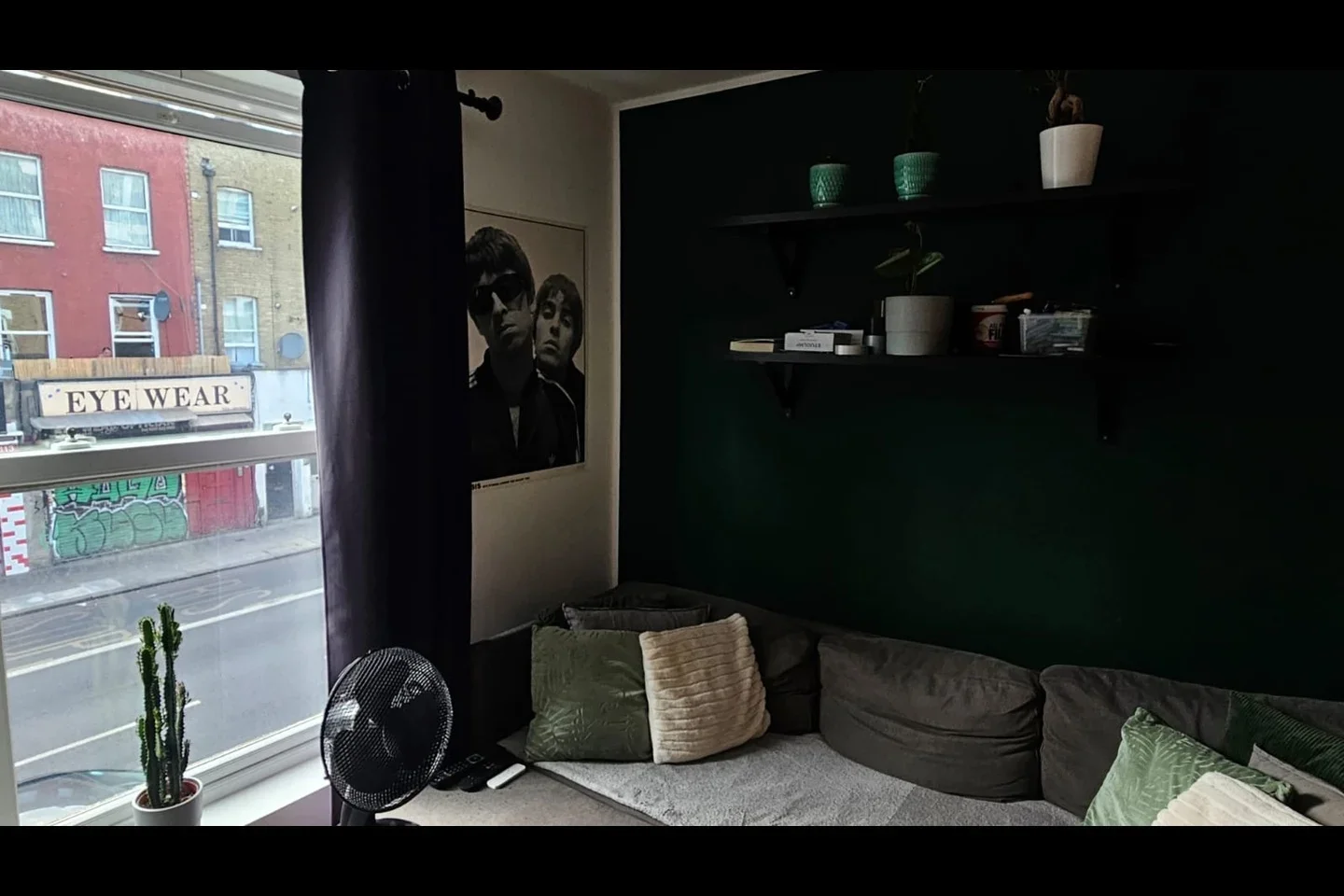 Flat Manley Court in Greater London