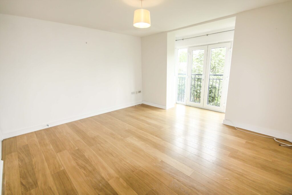 Flat Ratcliffe Court in Colchester