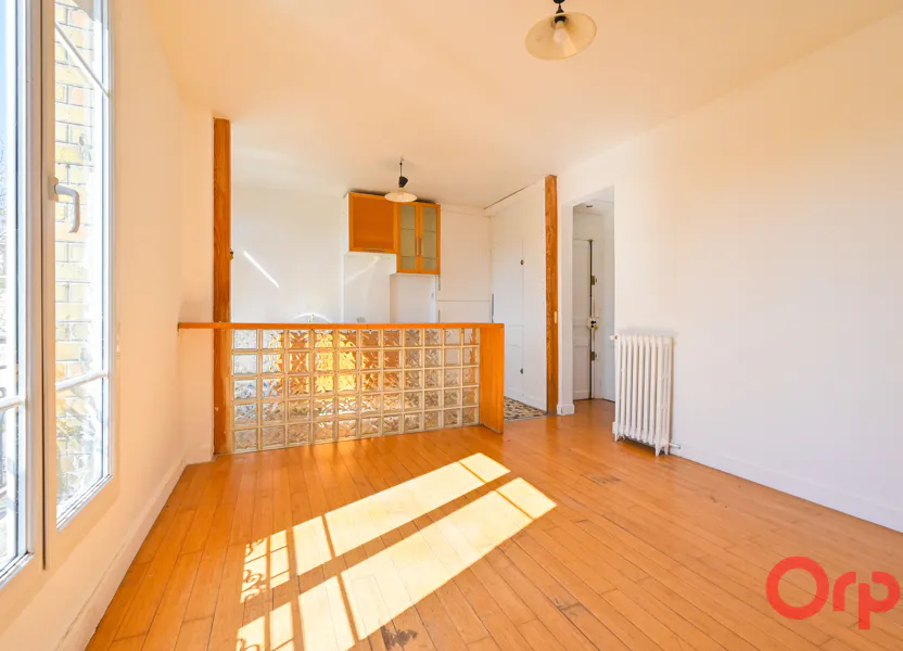 Flat Rue Henri Barbusse in Clichy