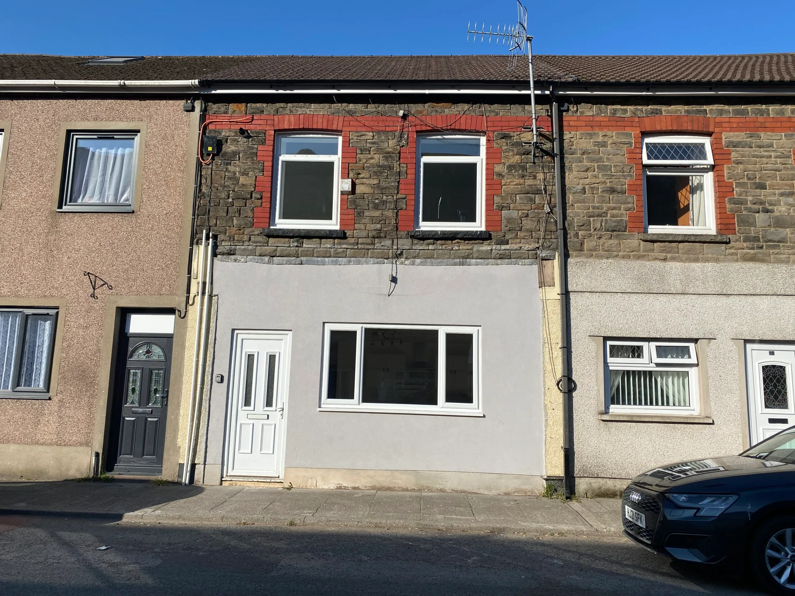 House Canning Street in Cwm
