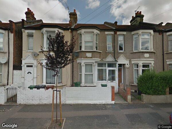 Flat Tavistock Avenue in Greater London