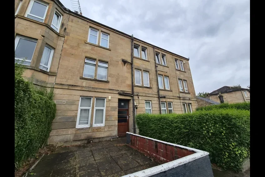 Flat Lounsdale Road in Paisley