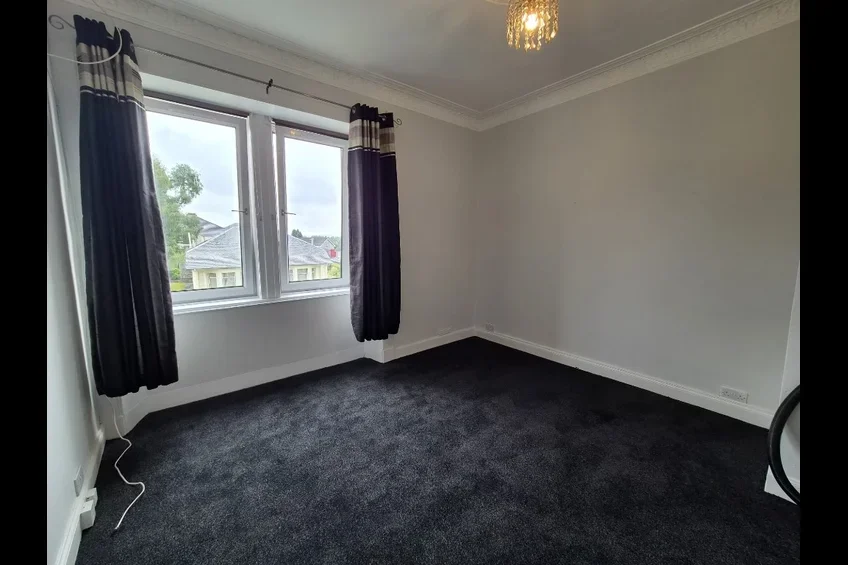 Flat Lounsdale Road in Paisley