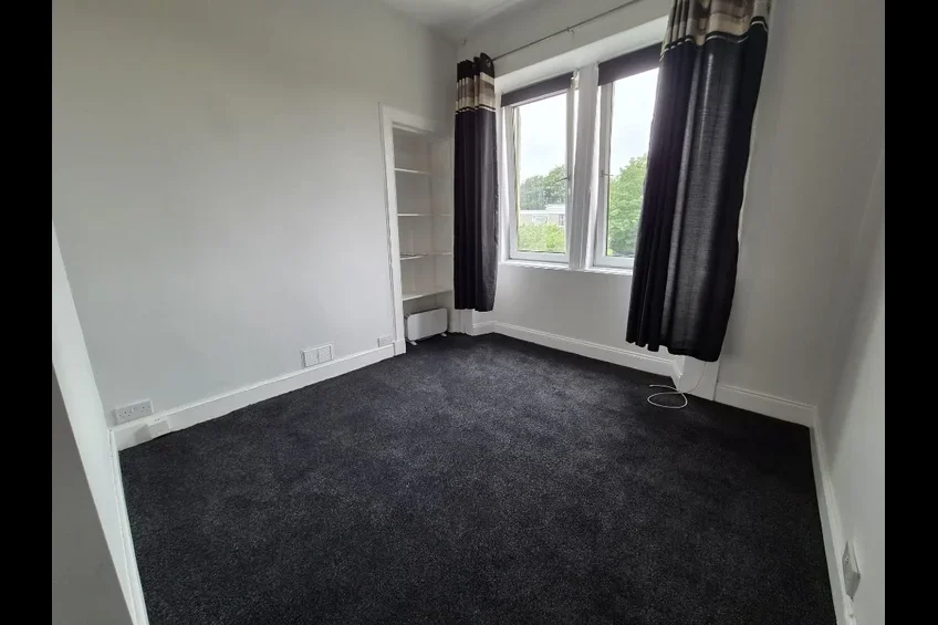 Flat Lounsdale Road in Paisley