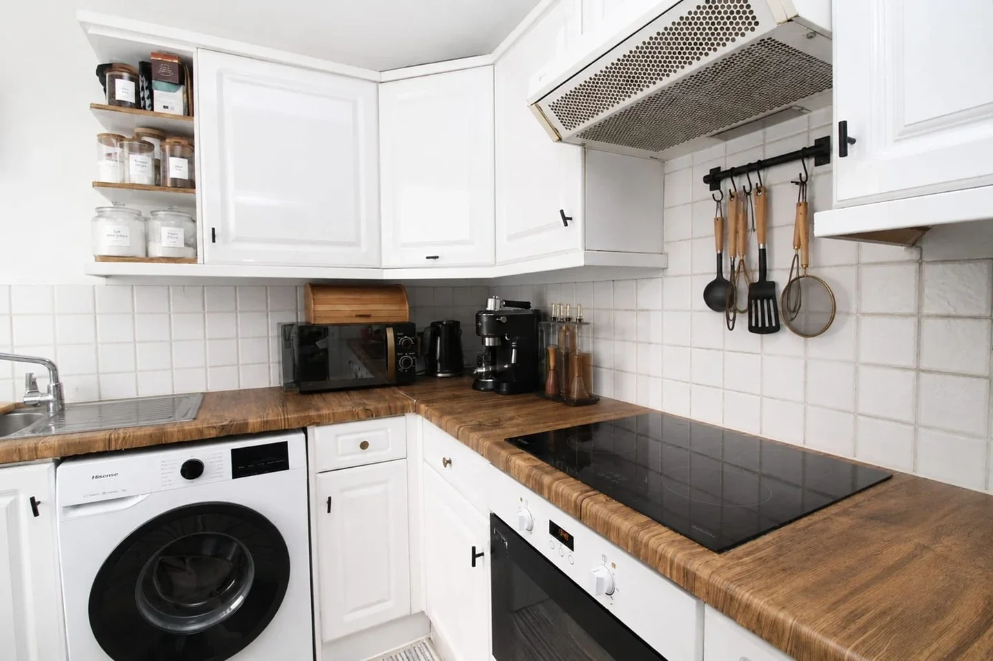 Flat Elgin Road in Greater London
