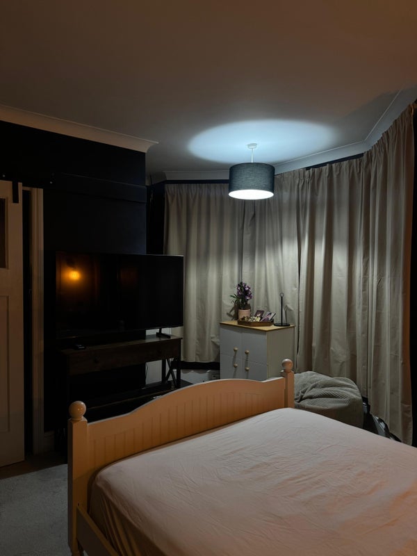 Room Capstone Road in Bournemouth