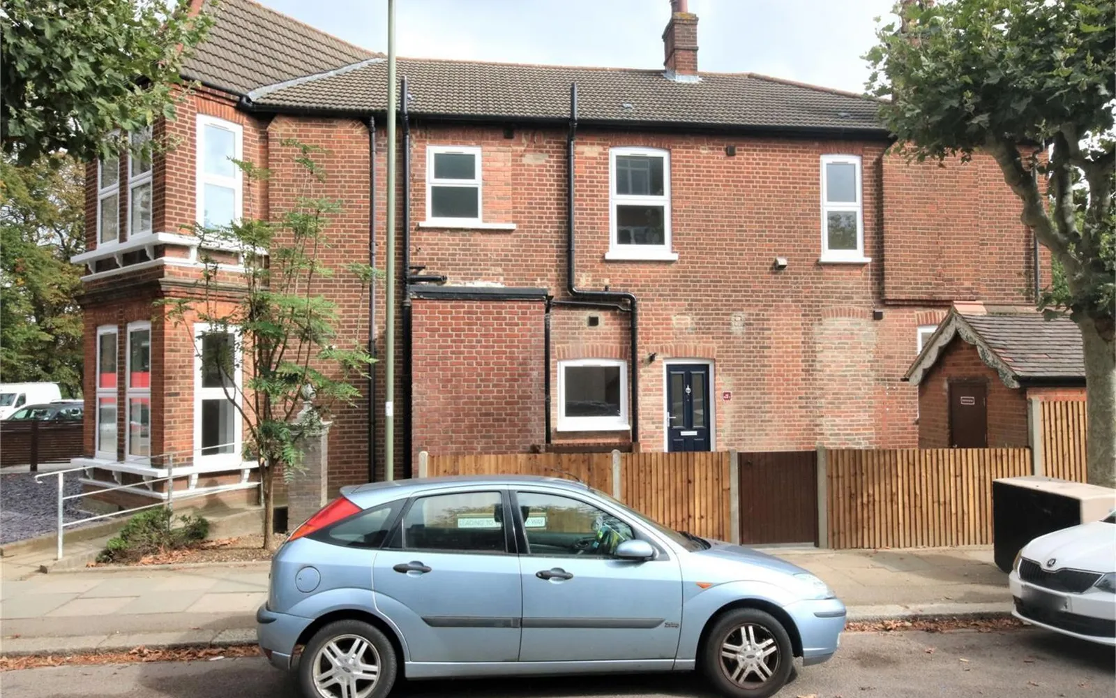 Flat Kingsway in Greater London