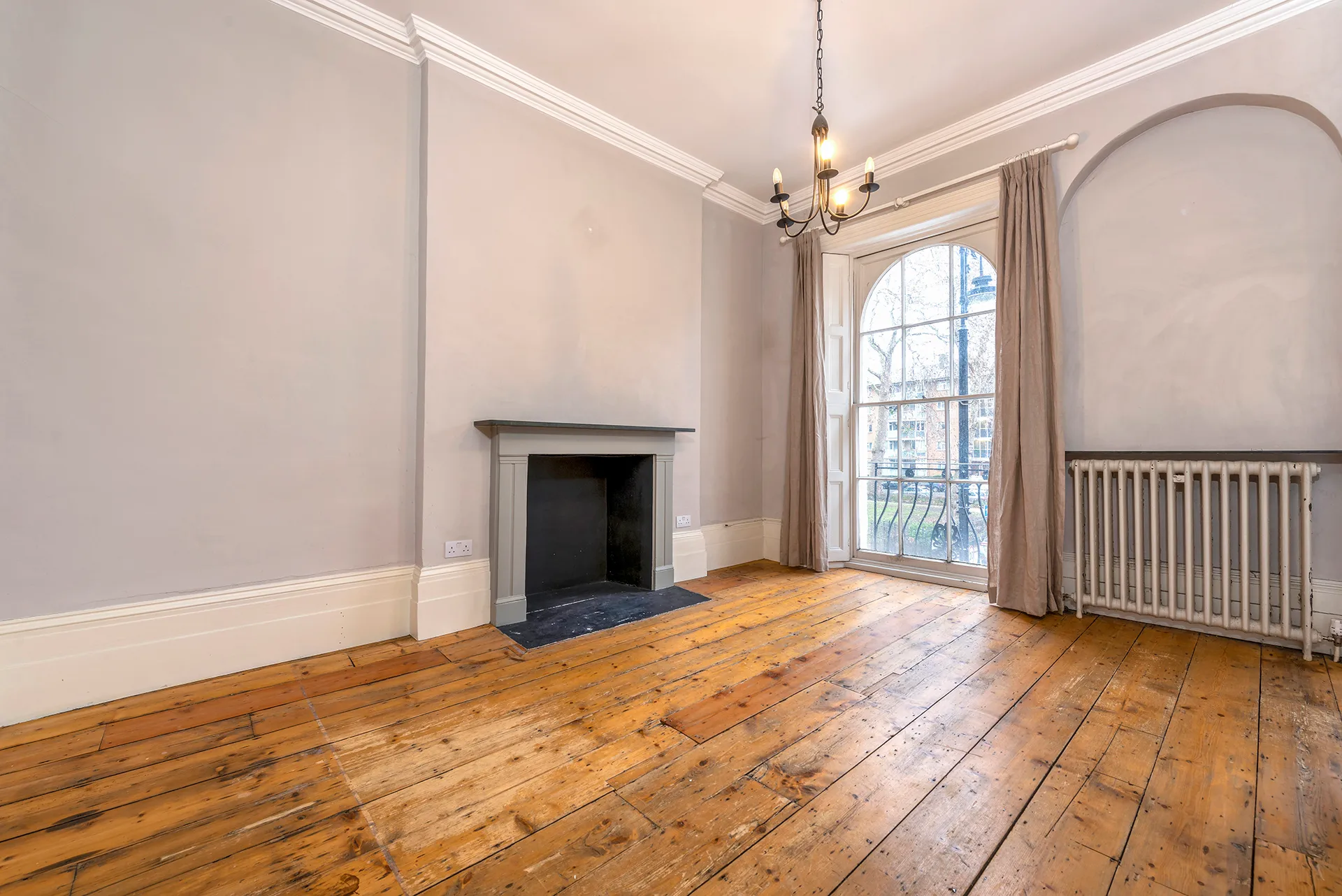 Flat Regent Square in Greater London
