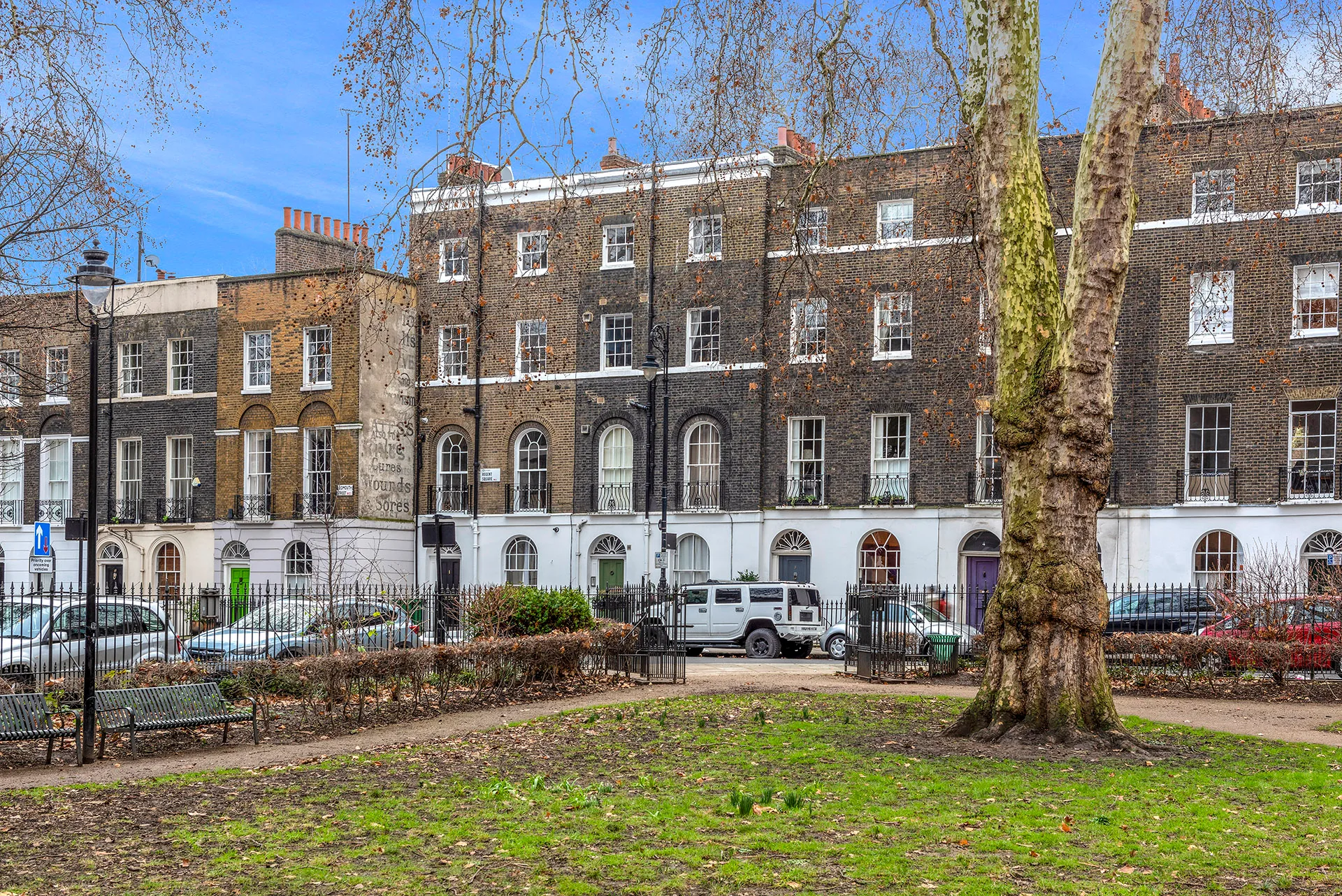 Flat Regent Square in Greater London