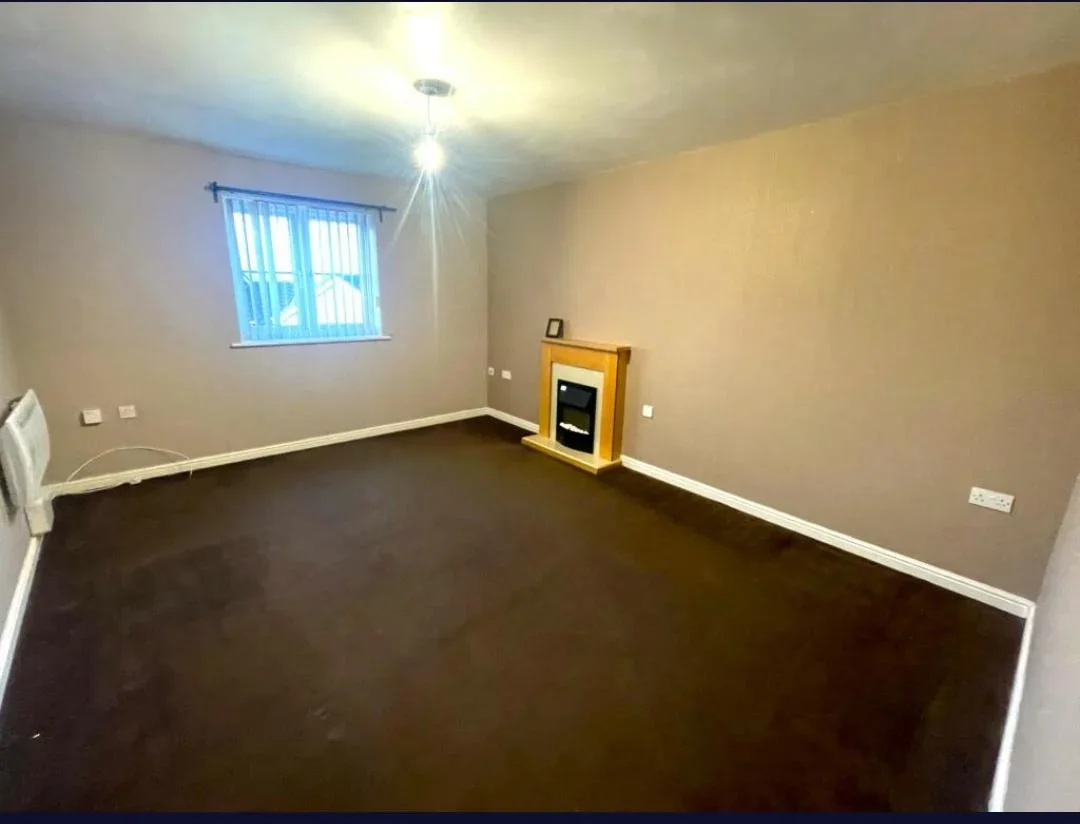 Flat Cravenwood in Tameside
